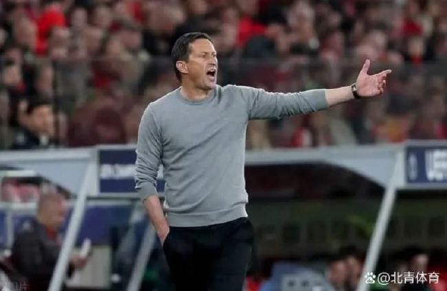 于是，宋老爷子也难掩激动的说：吴公子有心了。